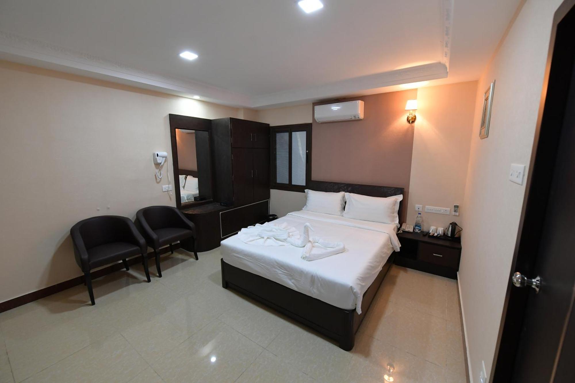 Coastal Grand Hotel Sampath Tiruchirappalli Екстериор снимка