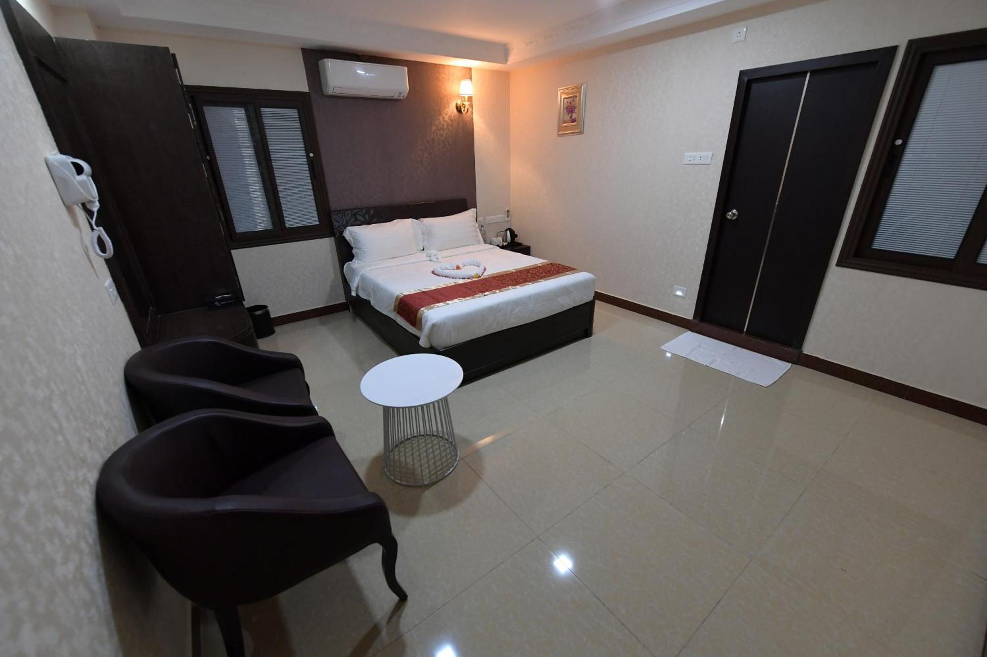 Coastal Grand Hotel Sampath Tiruchirappalli Екстериор снимка